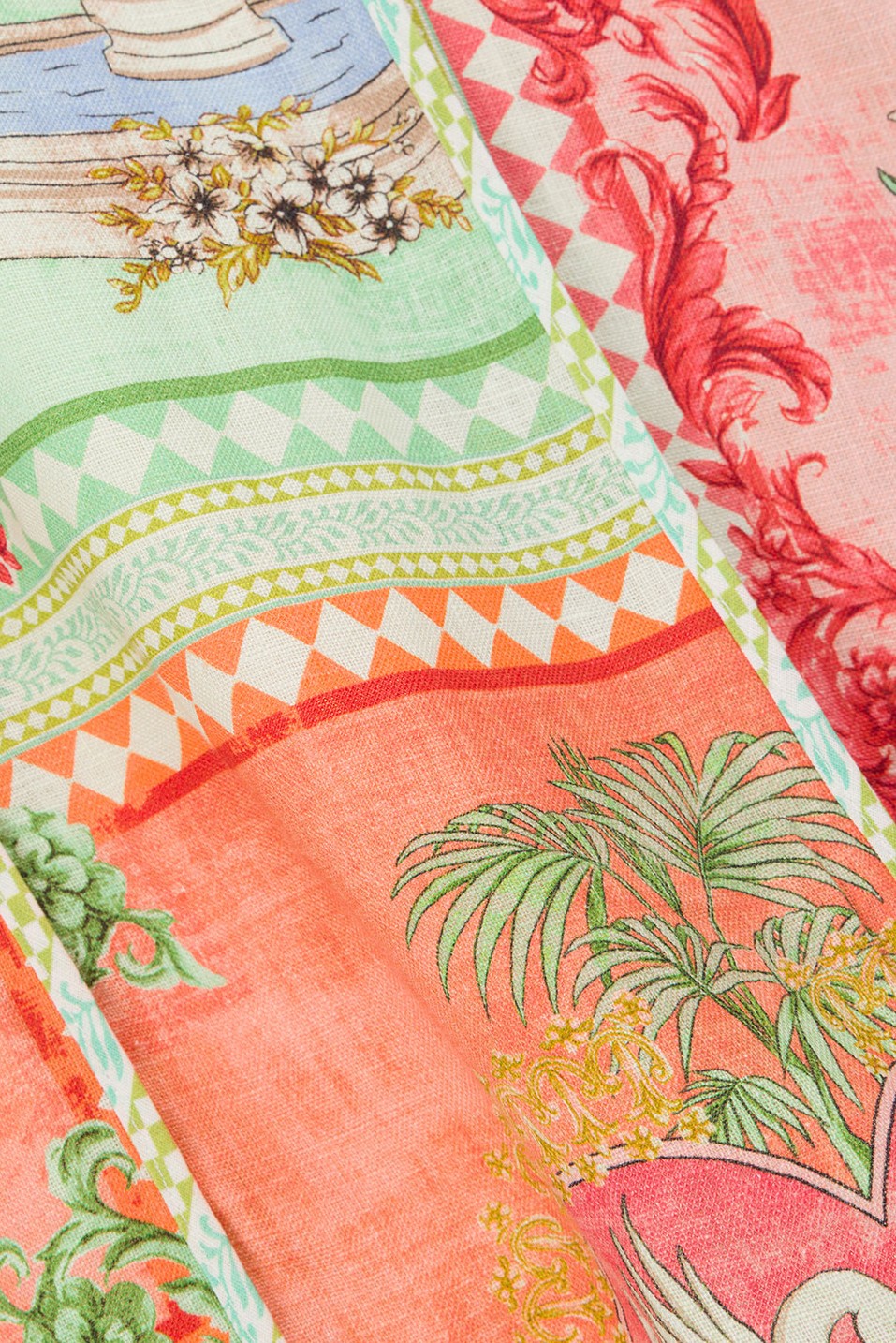 Green maxi dress with a round neckline, detail view